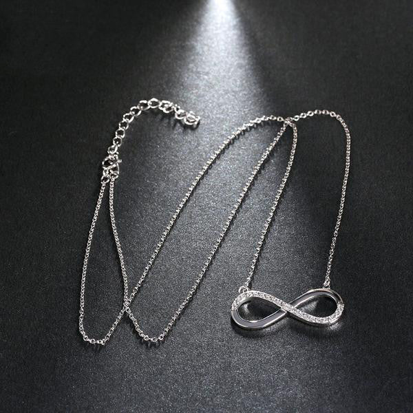 ORSA JEWELS Infinity Necklace