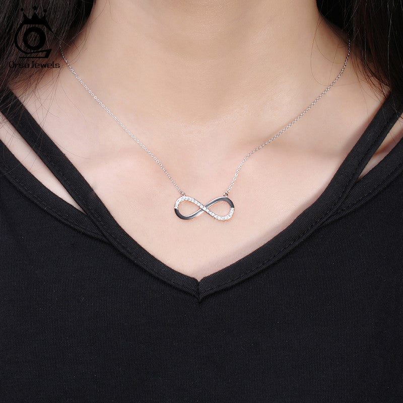 ORSA JEWELS Infinity Necklace