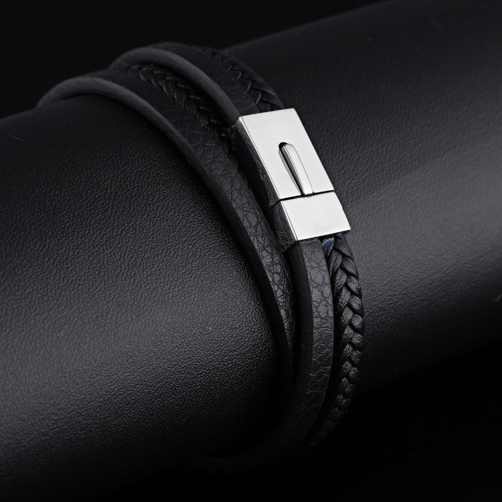 Man Cowhide Bracelet