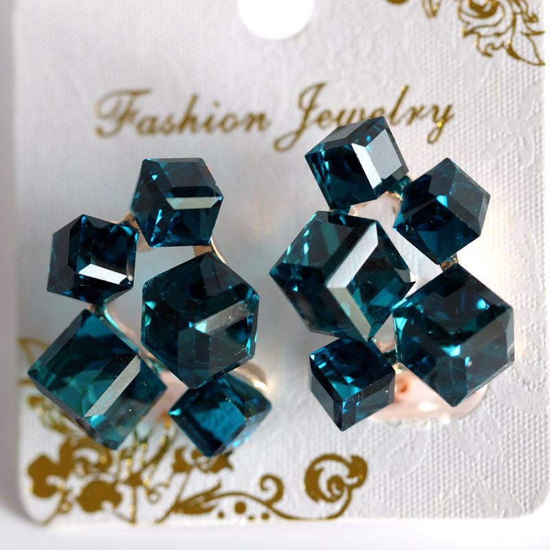 15% Off Fashion Geometric Cubic